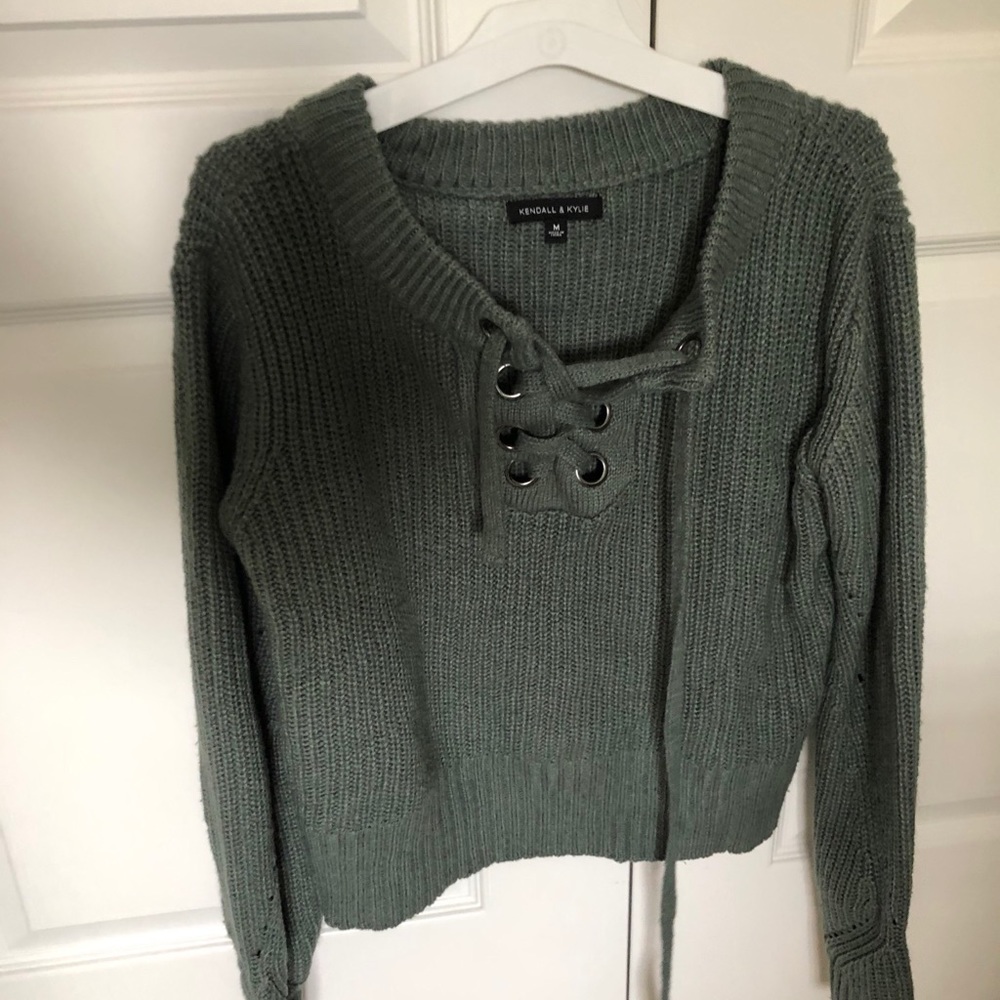 kendall and kylie sweater